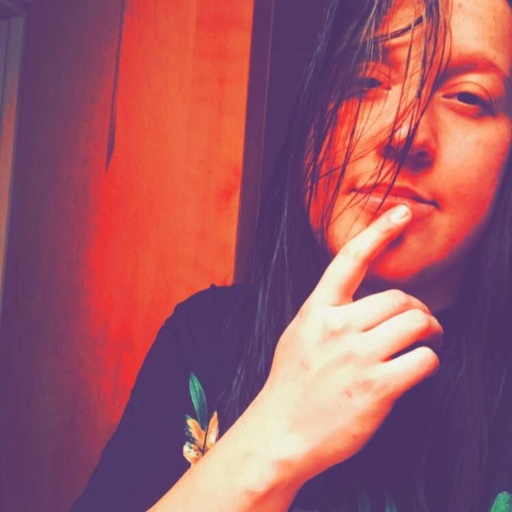 Meet your Posher, Kara